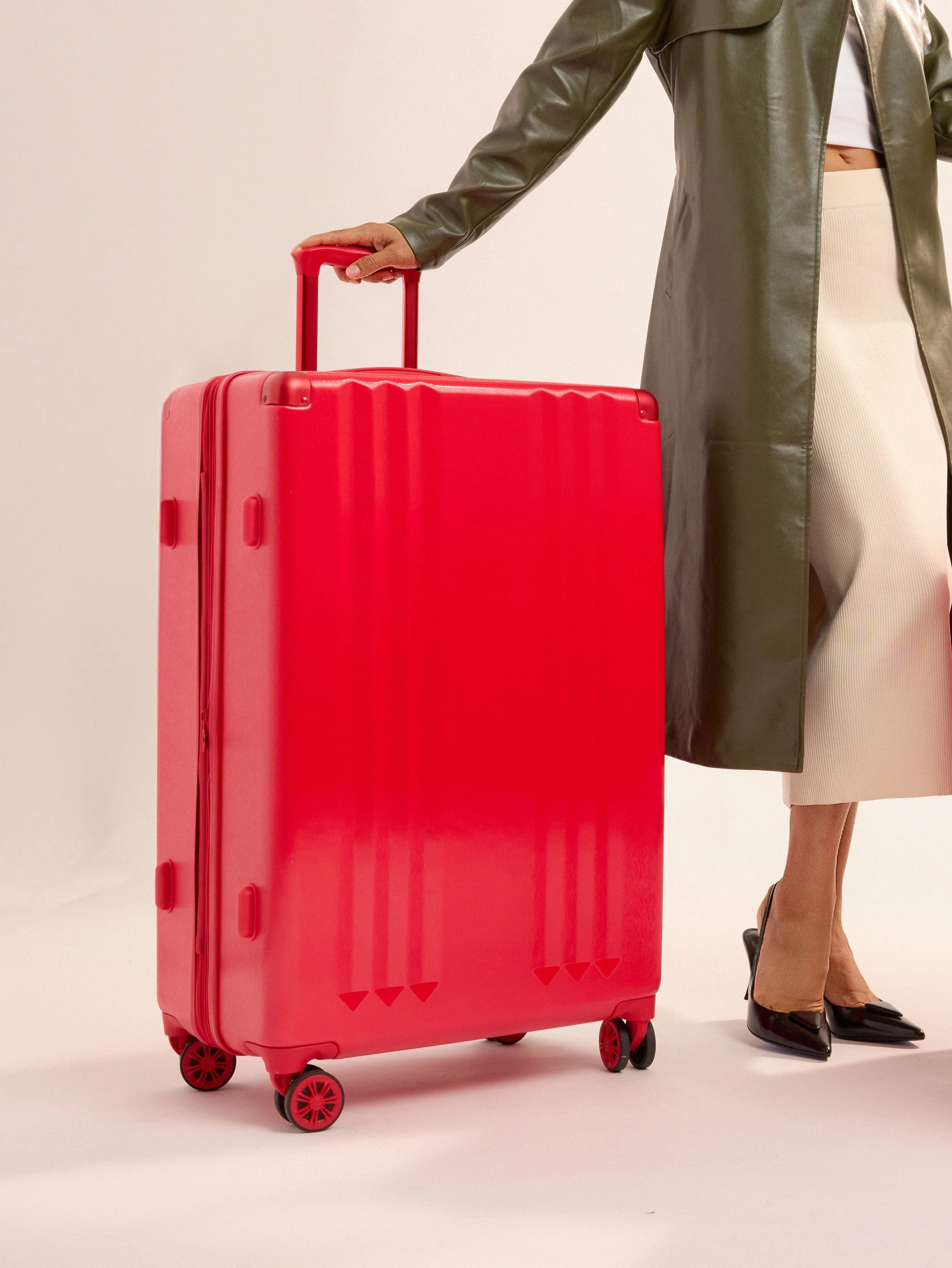 Ambeur Large Luggage - Image 37