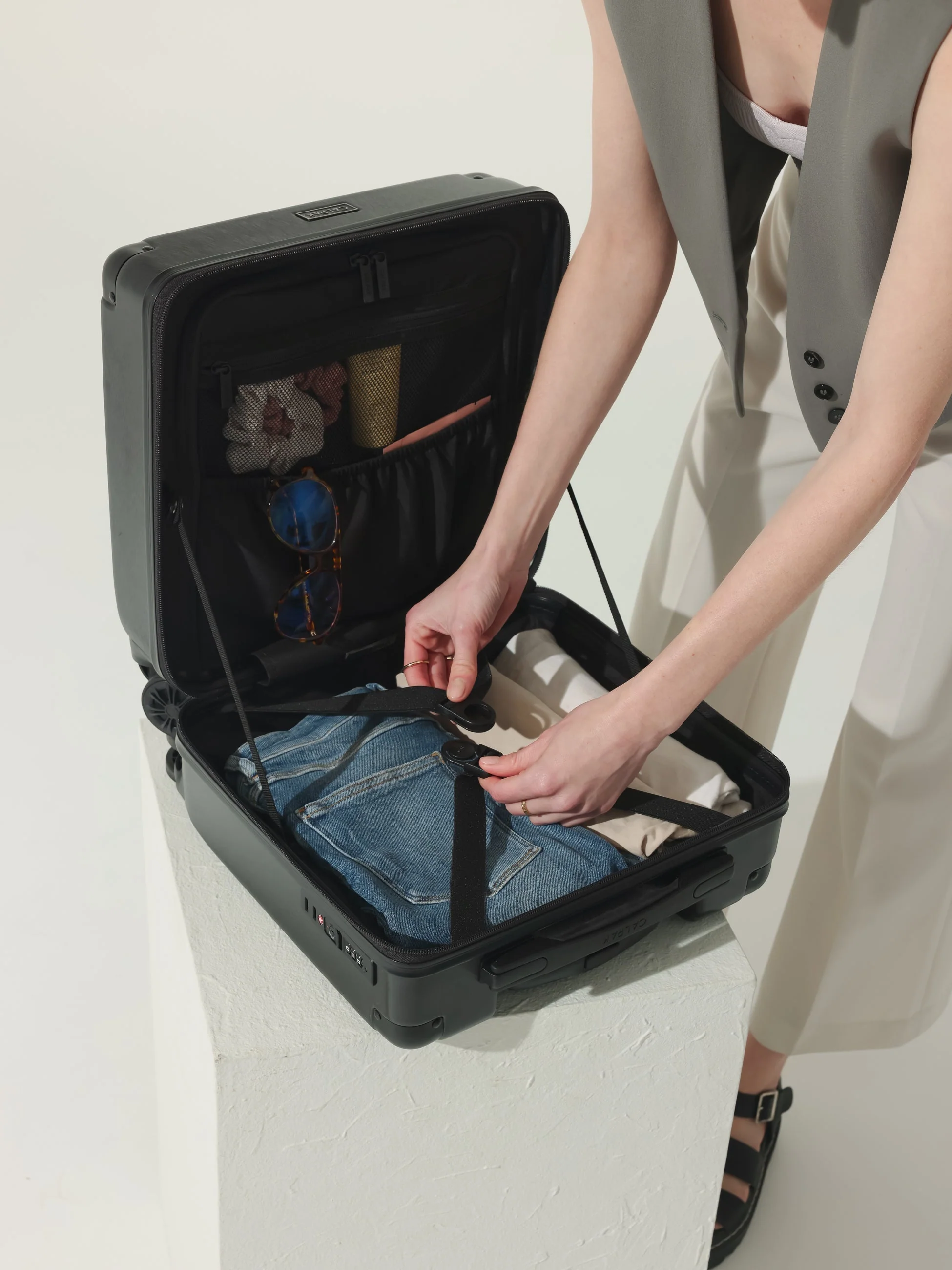 Ambeur Mini Carry-On Luggage - Image 15