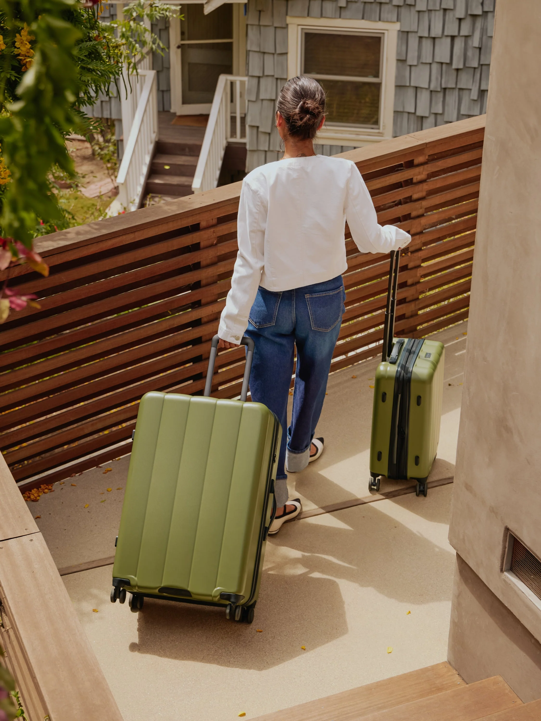 Evry Large Luggage - Image 17
