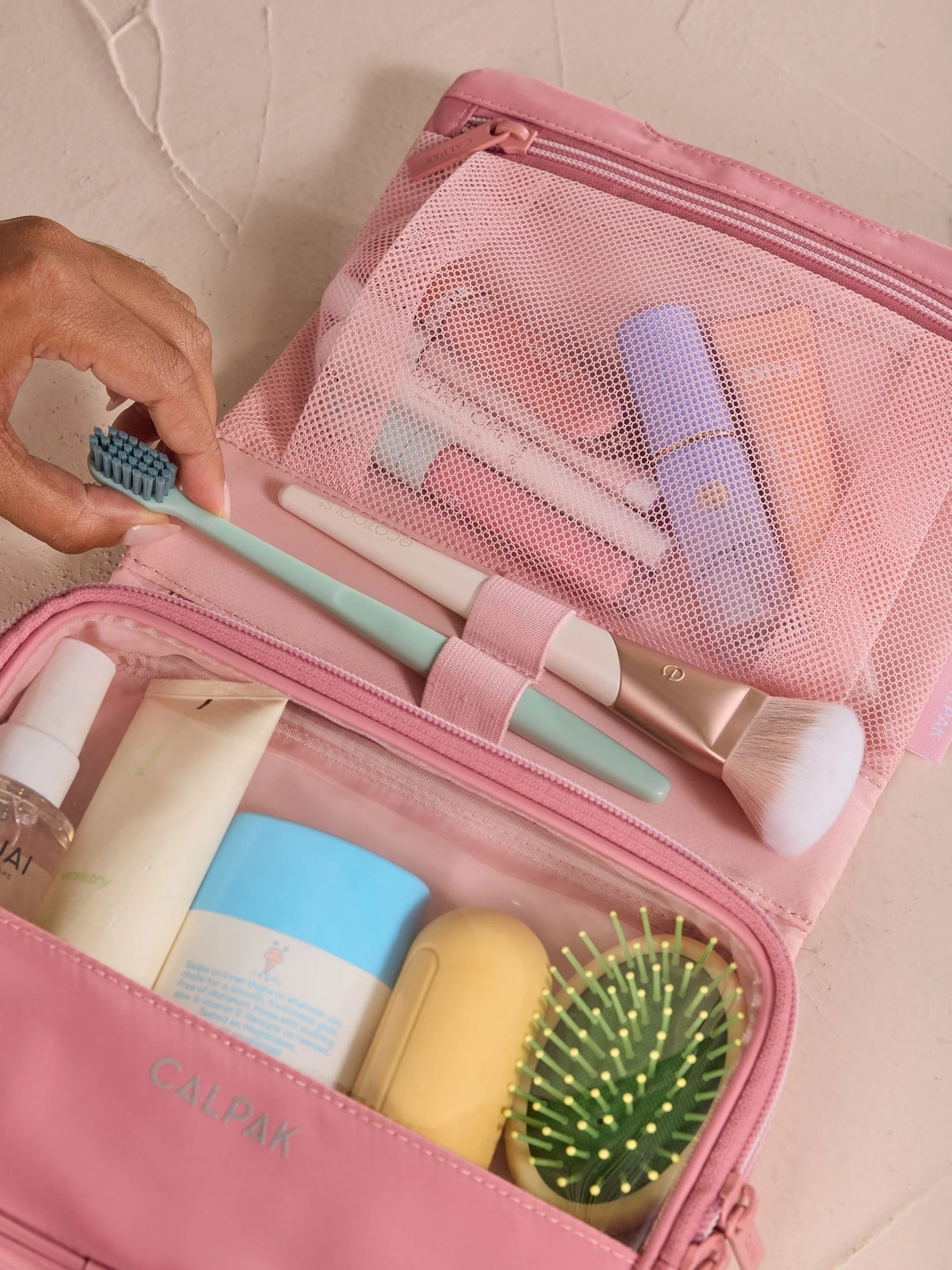 Fit Hanging Dopp Kit - Image 26