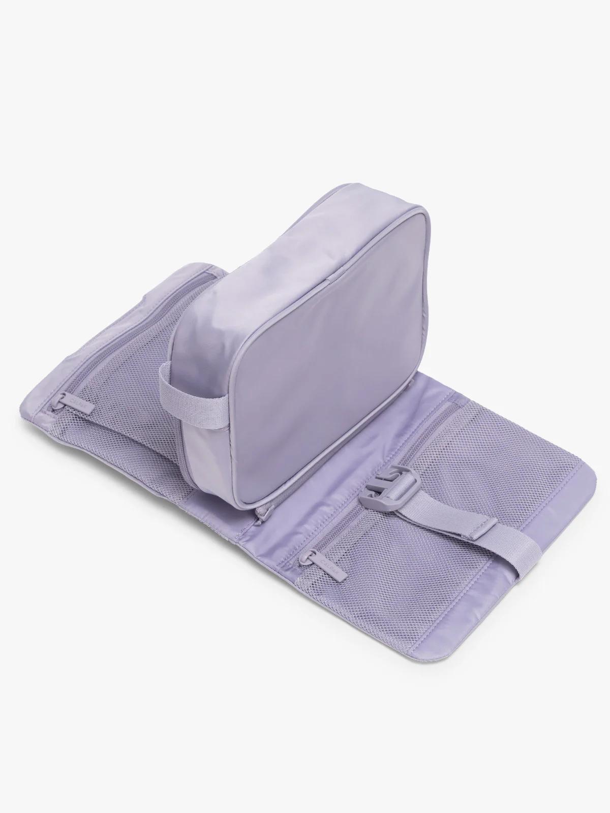 Fit Hanging Dopp Kit - Image 43