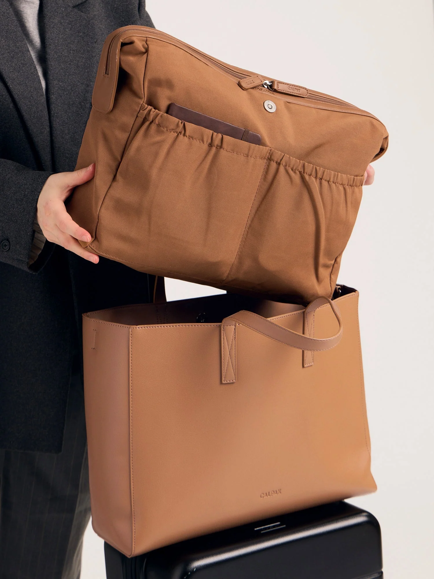 Haven 16" Laptop Tote Bag - Image 16