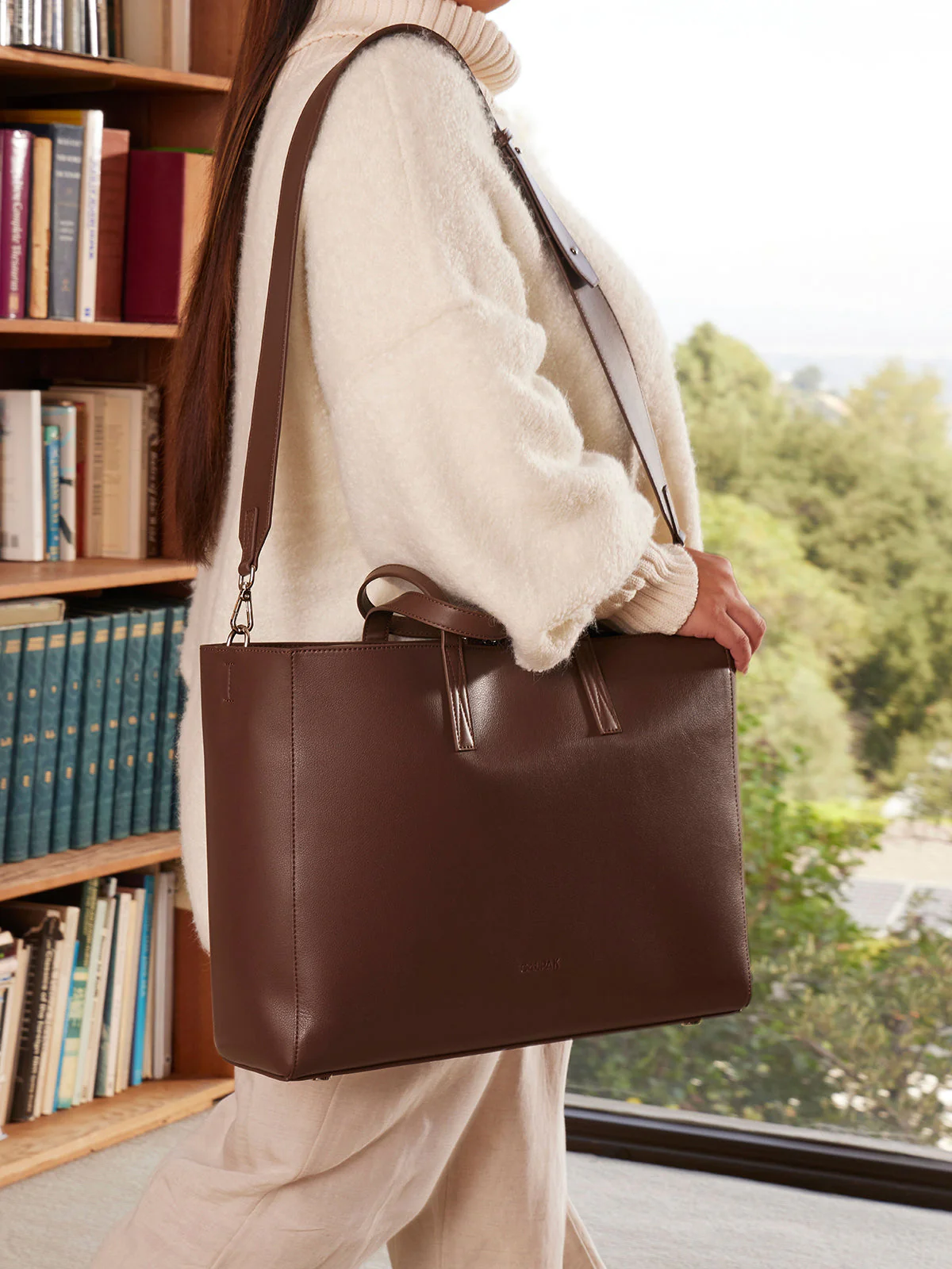 Haven 16" Laptop Tote Bag - Image 29