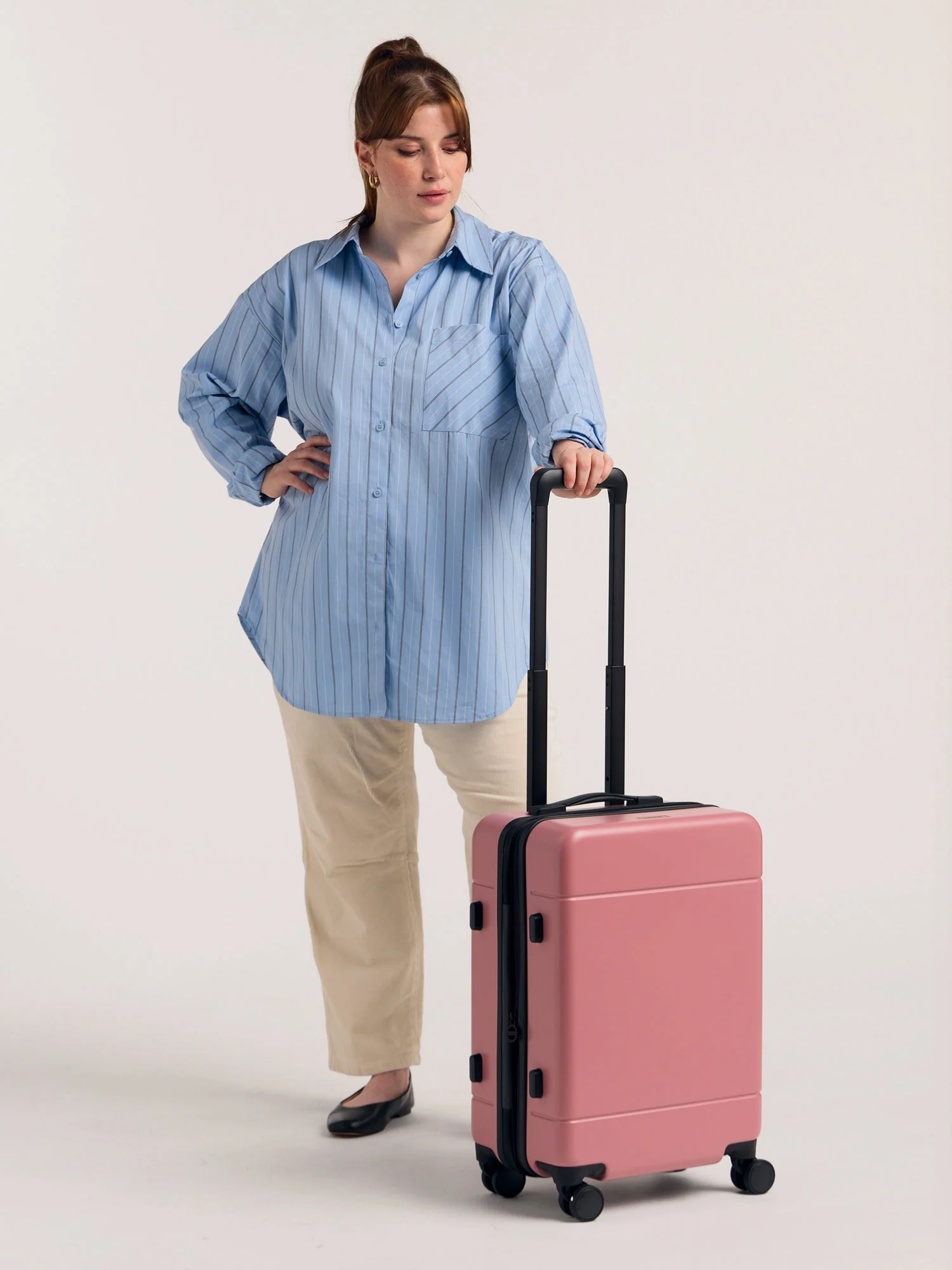 Hue Carry-On Luggage - Image 20