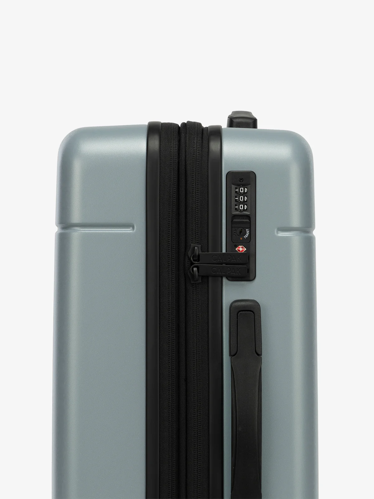 Hue Carry-On Luggage - Image 52
