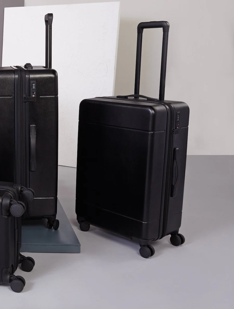 Hue Medium Luggage - Image 14