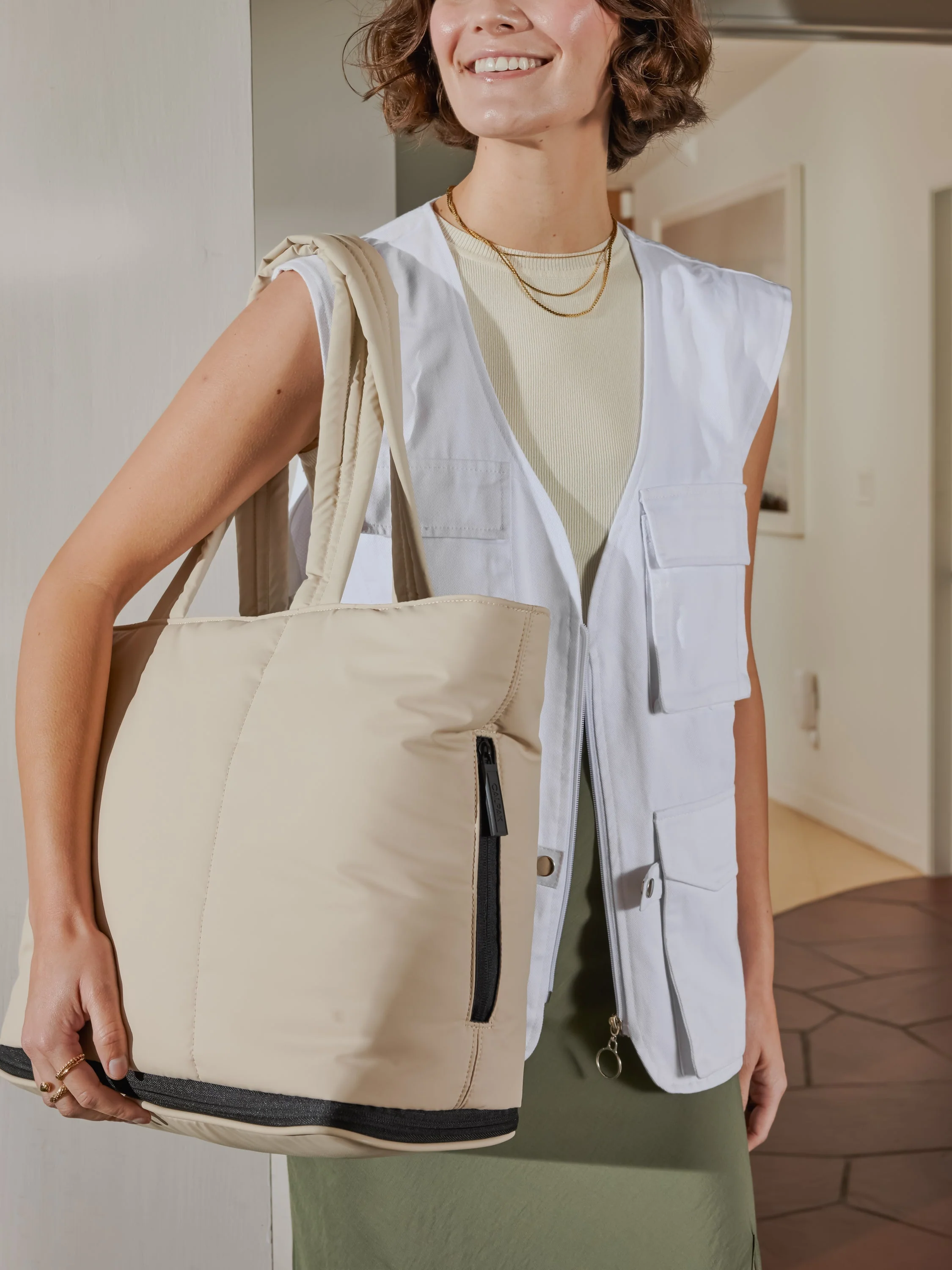 Luka Expandable Laptop Tote - Image 20