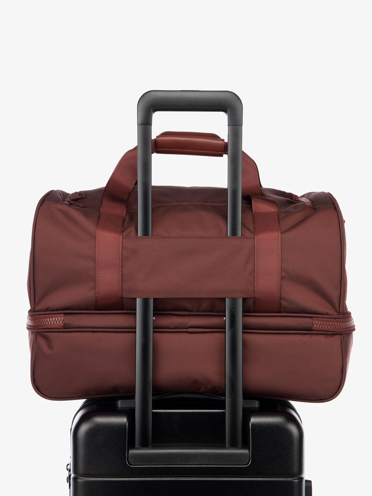 Stevyn Duffel Bag with Shoe Compartment - Image 23