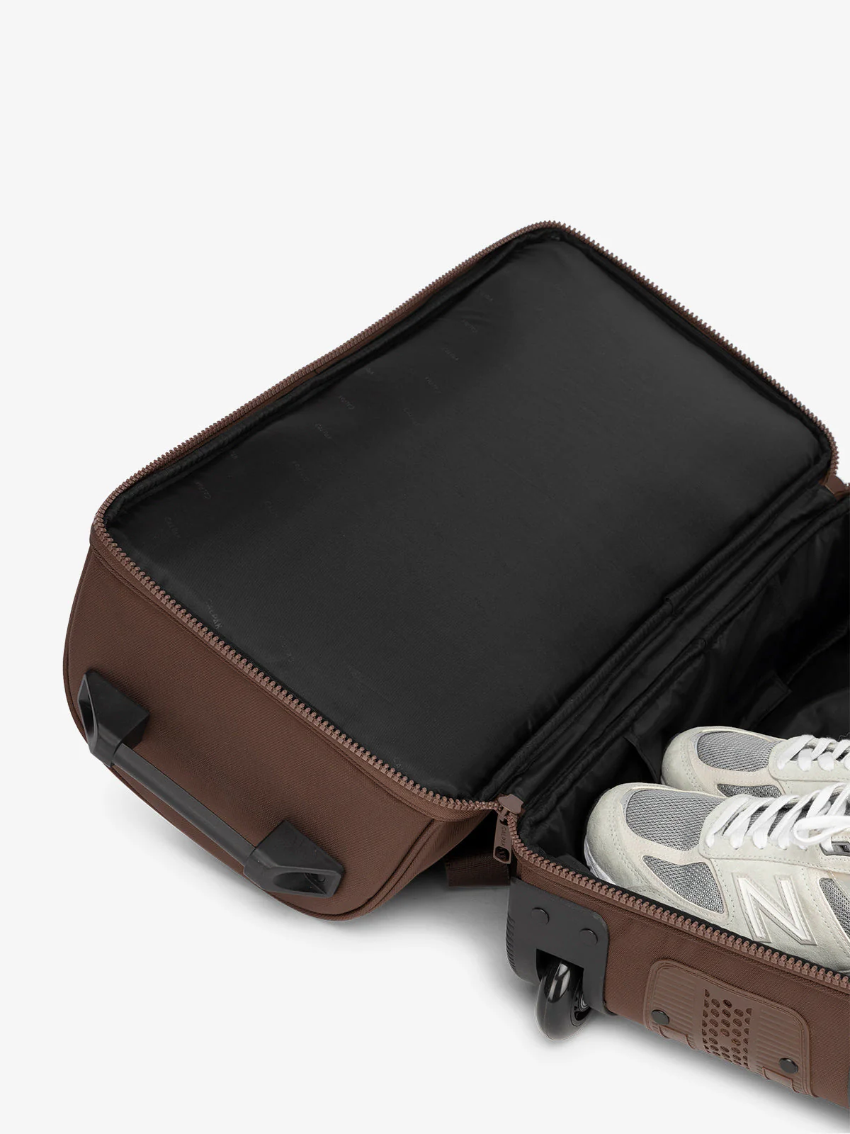Stevyn Rolling Duffel (Test Product) - Image 28