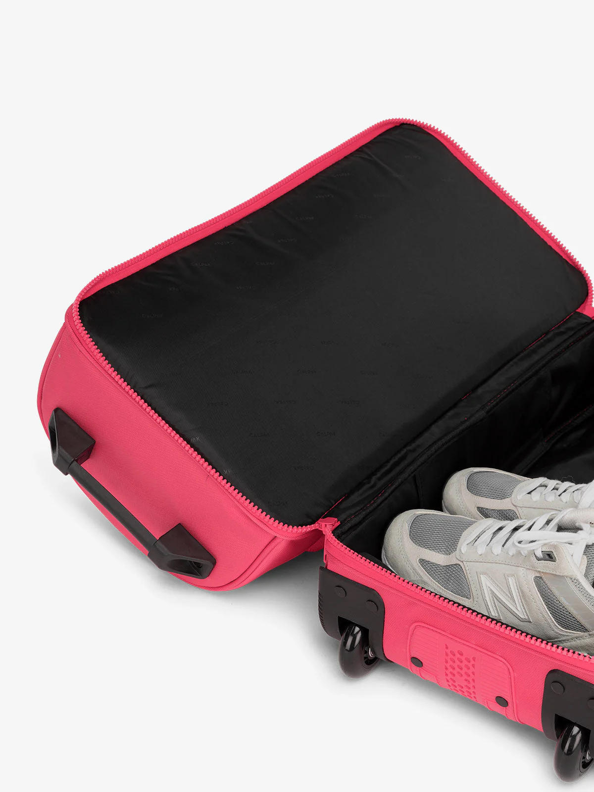 Stevyn Rolling Duffel (Test Product) - Image 51