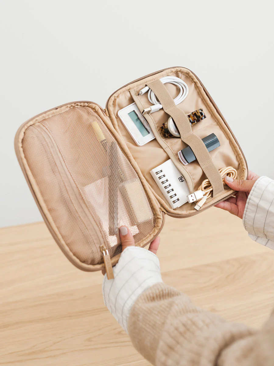 Tech Organizer - Image 13
