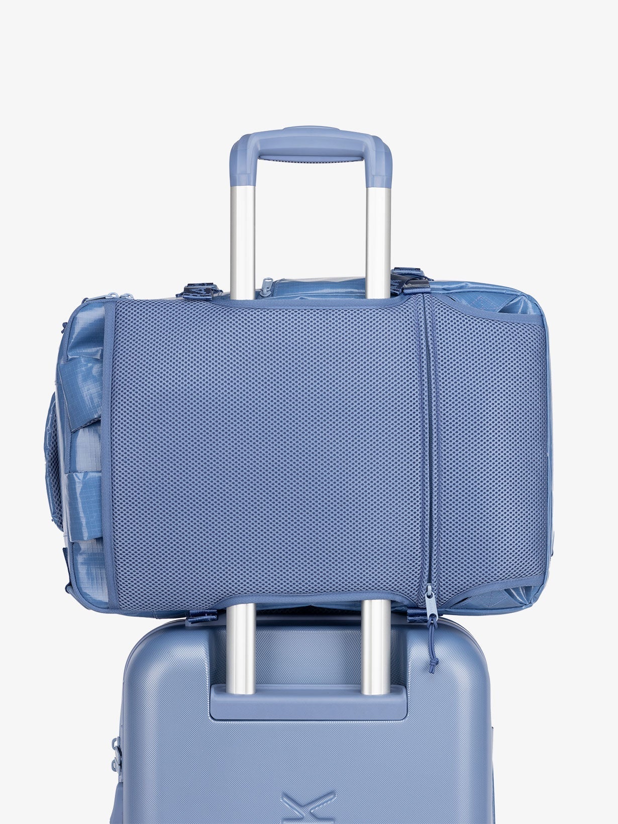 Terra 26L Laptop Duffel Backpack - Image 14