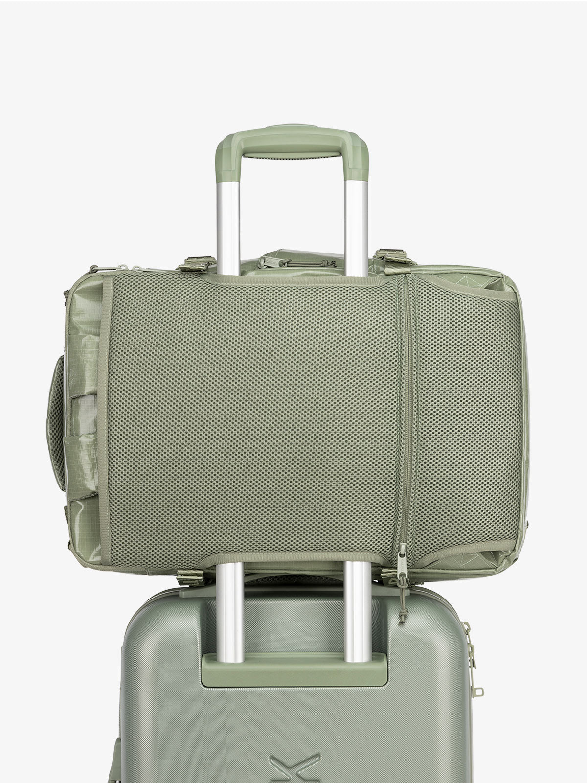 Terra 26L Laptop Duffel Backpack - Image 19