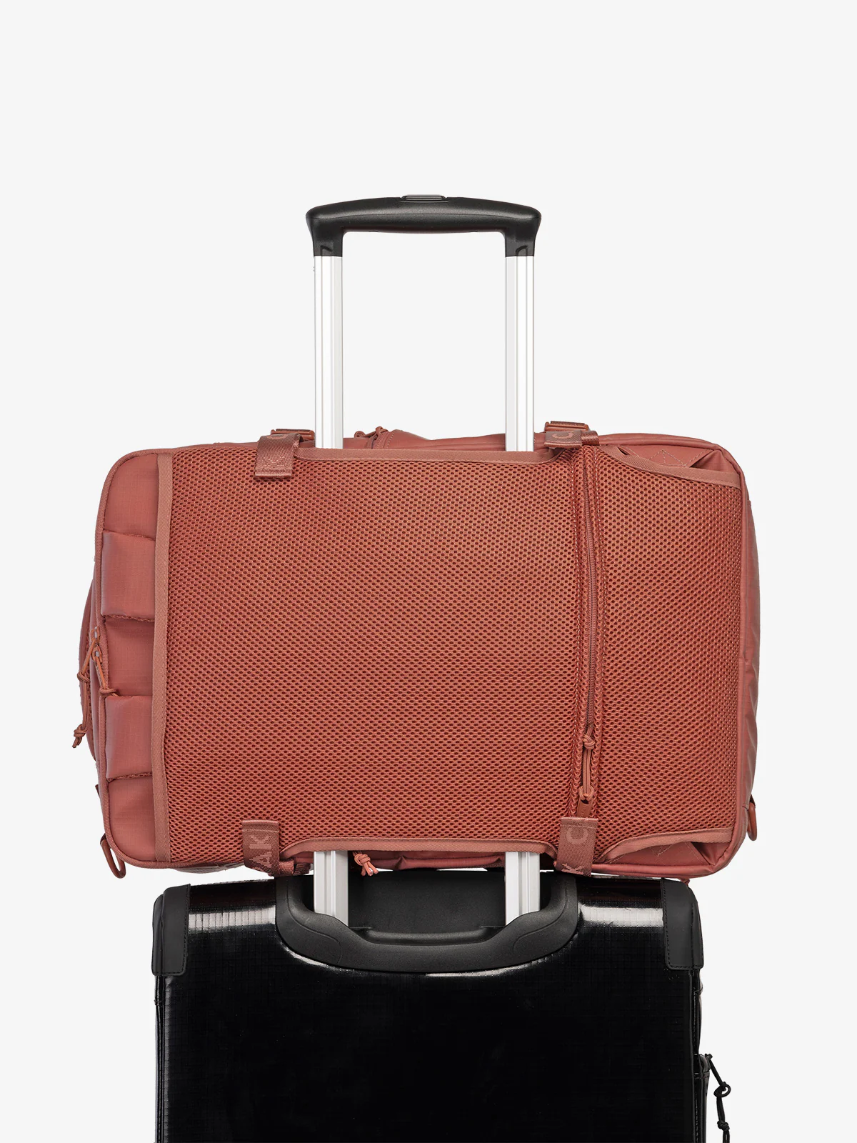 Terra 26L Laptop Duffel Backpack - Image 59