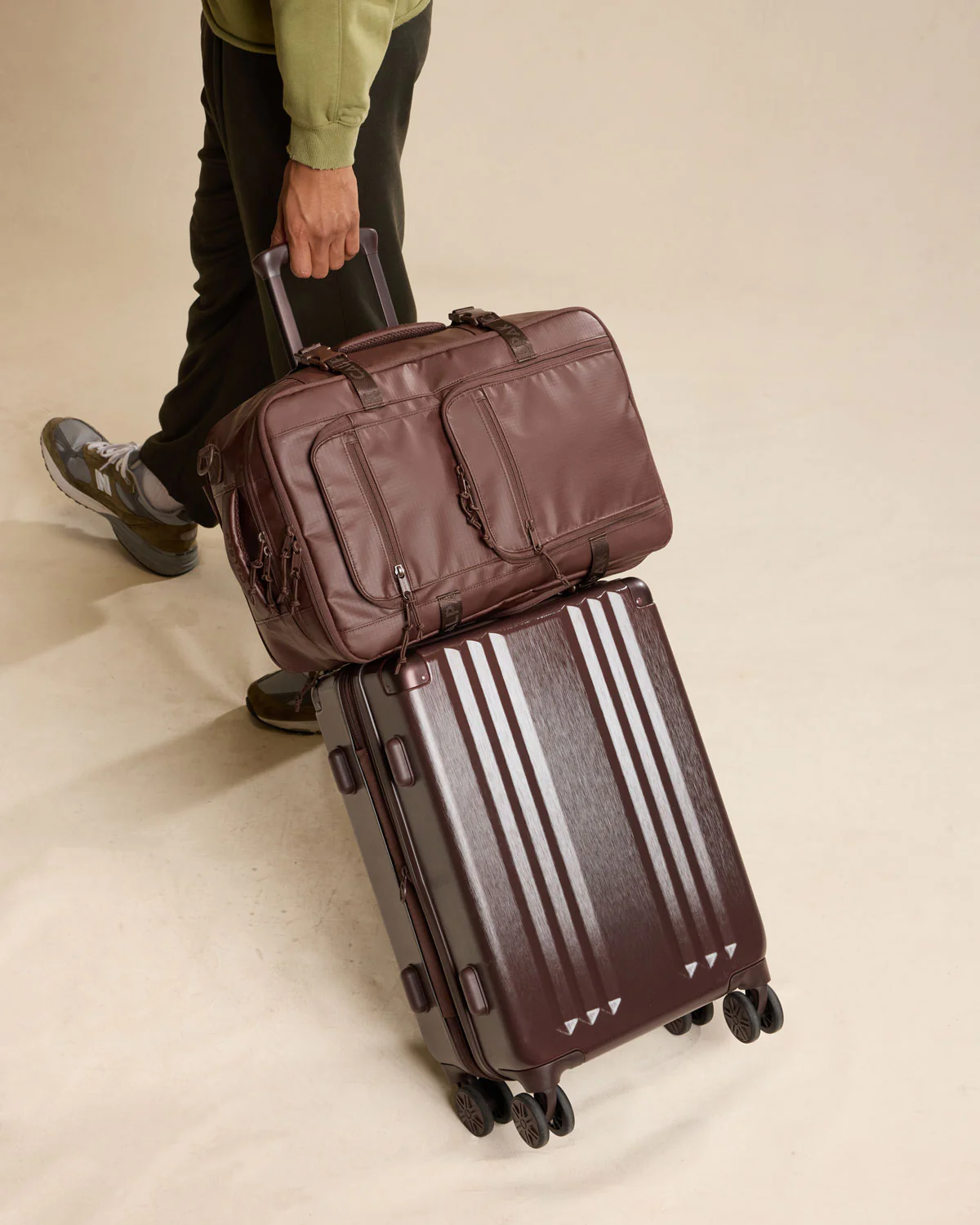 Terra 26L Laptop Duffel Backpack - Image 79