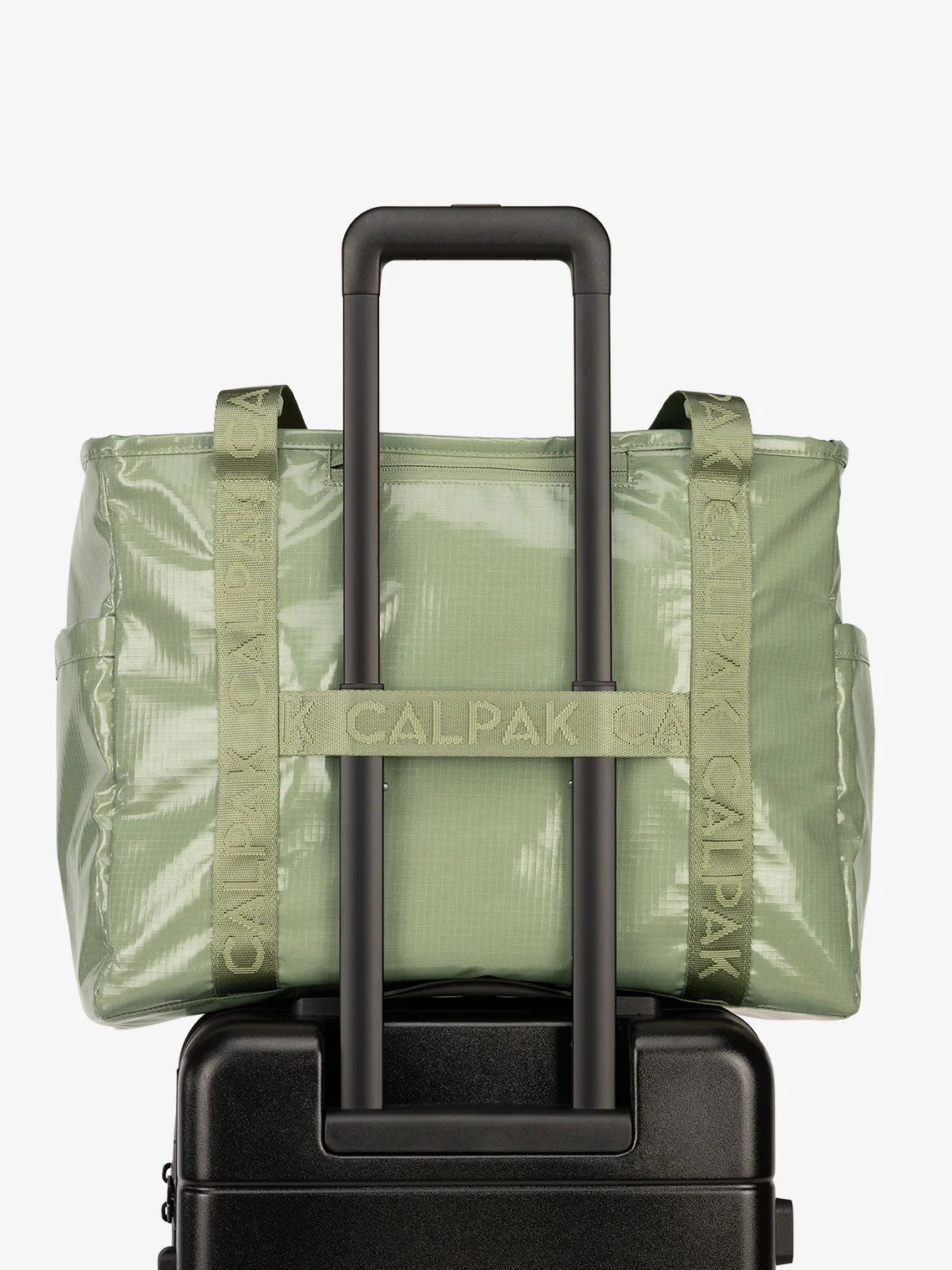 Terra 35L Water Resistant Zip Tote Bag - Image 34