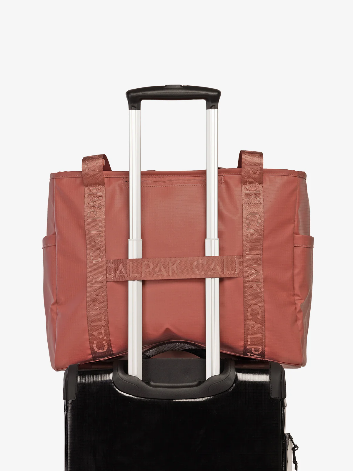 Terra 35L Water Resistant Zip Tote Bag - Image 58