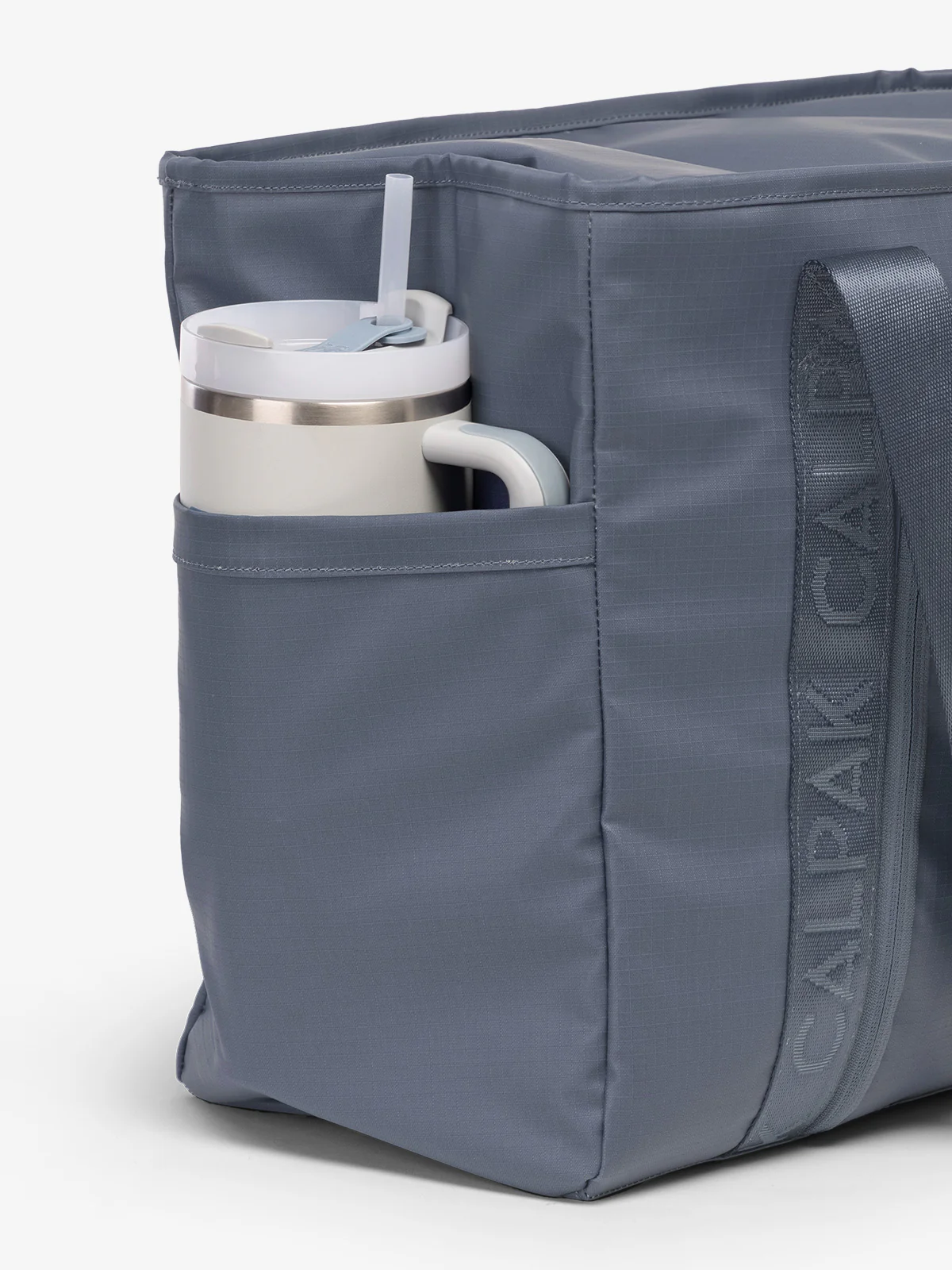 Terra 35L Water Resistant Zip Tote Bag - Image 64