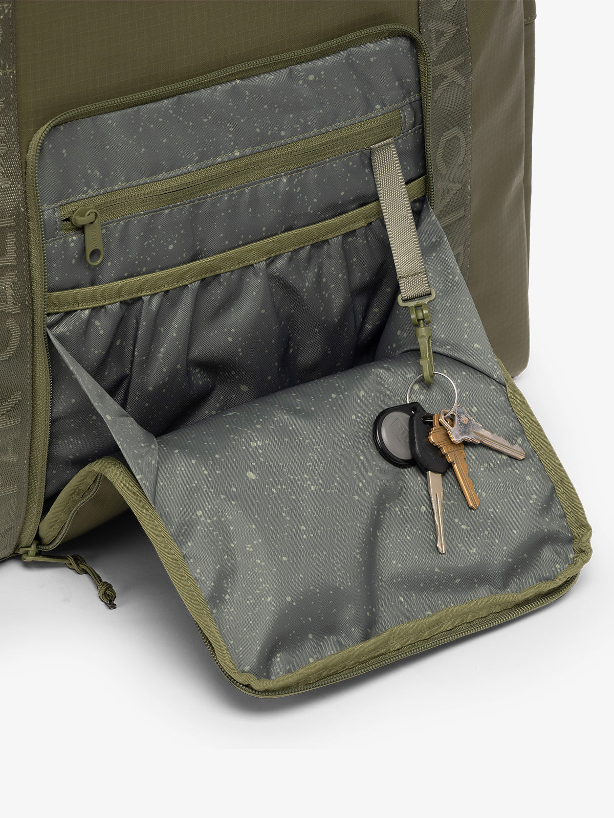 Terra 35L Water Resistant Zip Tote Bag - Image 71
