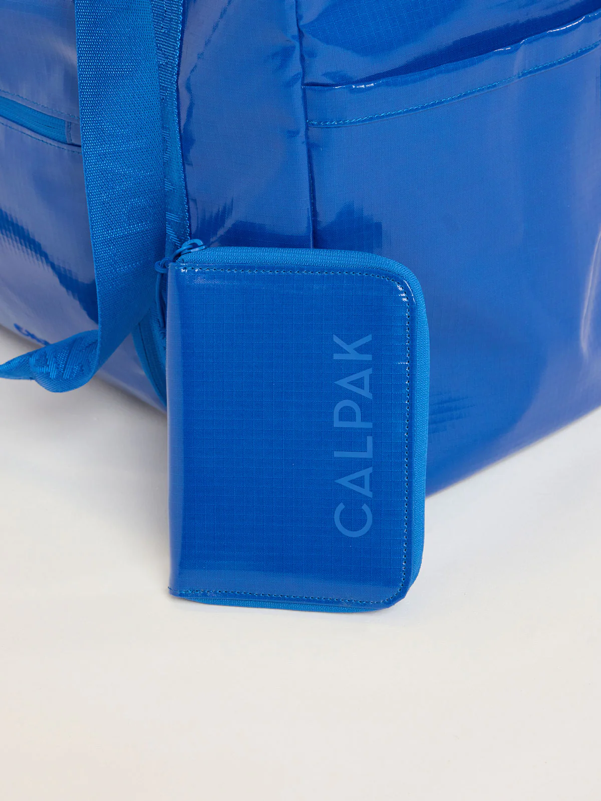 Terra Zip Passport Wallet - Image 57
